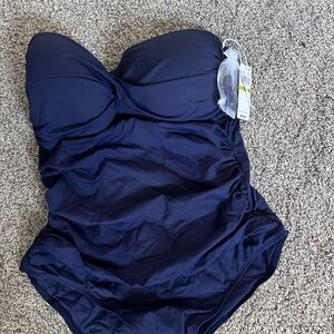 Navy Blue NWT Anne Cole swimsuit